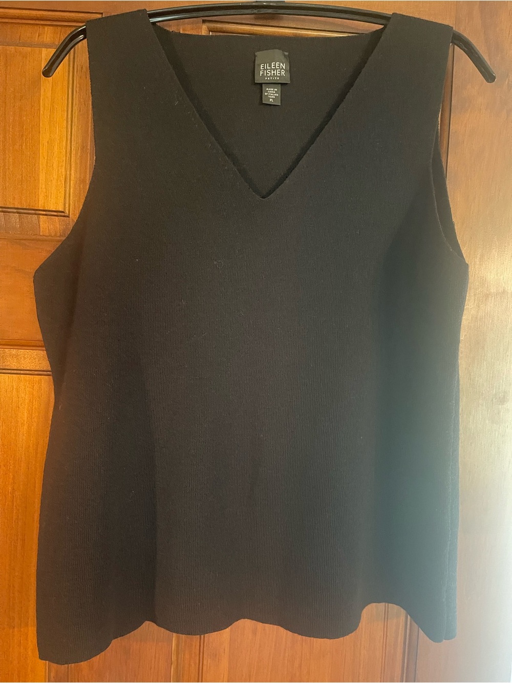 Eileen Fisher Black V-Neck Sleeveless Knit Vest